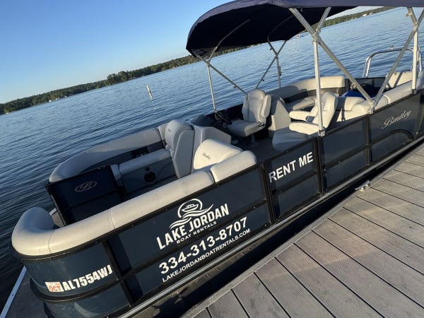 Bentley Premium Pontoon