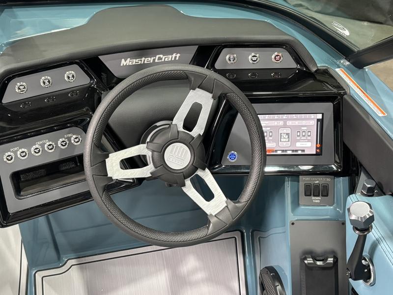2025 Mastercraft  NXT 22 *LAKE POWELL LOCATION* Watersport Package Included Boat rental - image 6 of 7