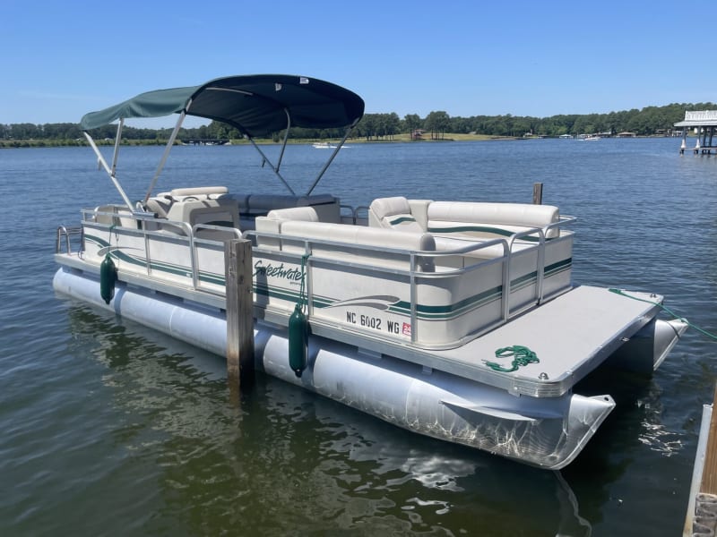 24' Pontoon 11-12 Passenger Pontoon Boat rental - image 1 of 1