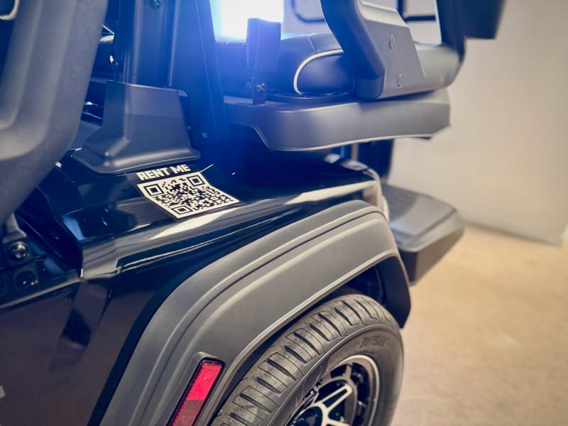 2026 Street Legal ICON I40X- 4 Passenger Black Cart Service rental - image 4 of 5