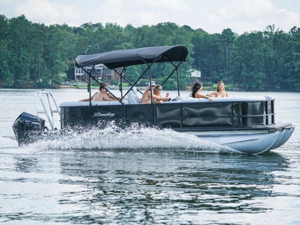 Bentley 22 Foot Premium Pontoon - 140 HP
