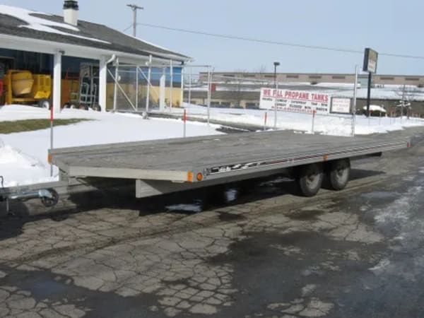Sturdy trailer for 4 units. - Trailer rental at Spanish Fork, Utah