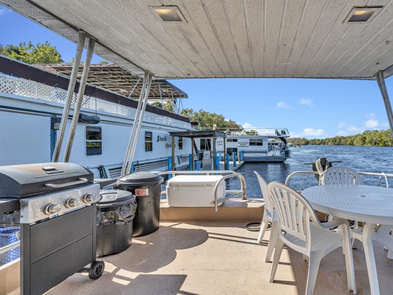 44' 8 Sleeper River Runner (#4) Houseboat rental - image 18 of 21