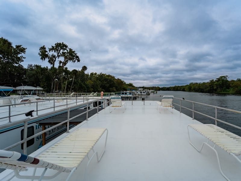 46' 6 Sleeper Marlin (#7) Houseboat rental - image 17 of 18