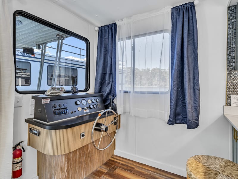 46' 6 Sleeper River Time (#1) Houseboat rental - image 4 of 15