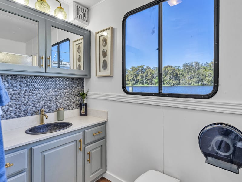 46' 6 Sleeper River Time (#1) Houseboat rental - image 9 of 15