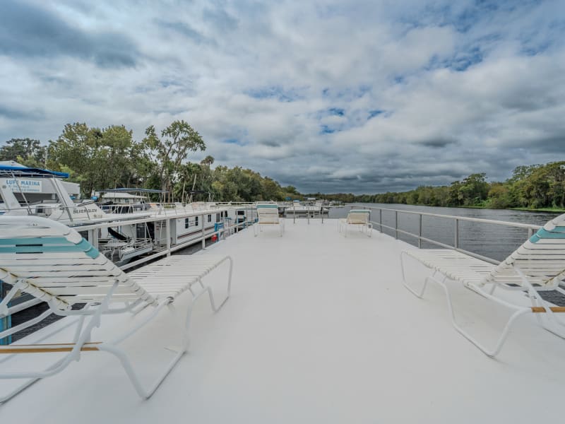 53' 10 Sleeper Song of the South (#5) Houseboat rental - image 20 of 20