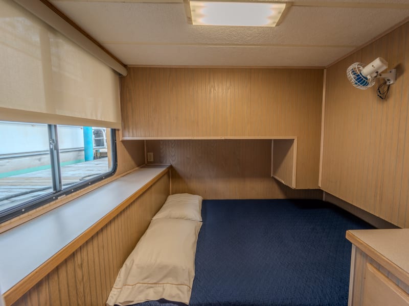 60' 10 Sleeper Silver Glen (#3) Houseboat rental - image 12 of 22