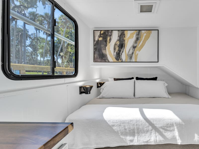 46' 6 Sleeper River Time (#1) Houseboat rental - image 10 of 15