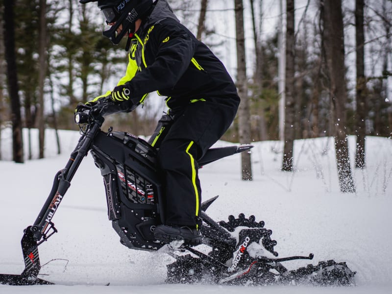 Talaria Sting MX - 8 HP Talaria Electric Snowbike rental - image 1 of 1