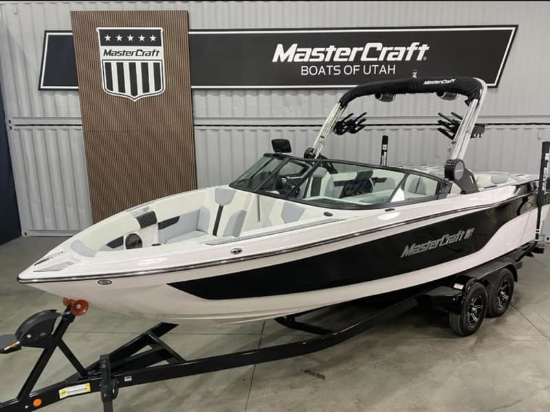 2024 Mastercraft XT25 *SPANISH FORK LOCATION* Boat rental - image 1 of 3