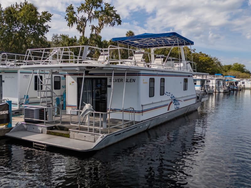 60' 10 Sleeper Silver Glen (#3) Houseboat rental - image 17 of 22
