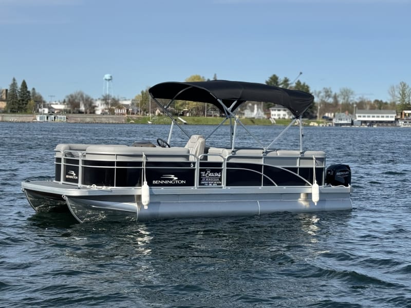 #1 Bennington 22SV - 60 HP Mercury Four Stroke Command Thrust Pontoon rental - image 1 of 1