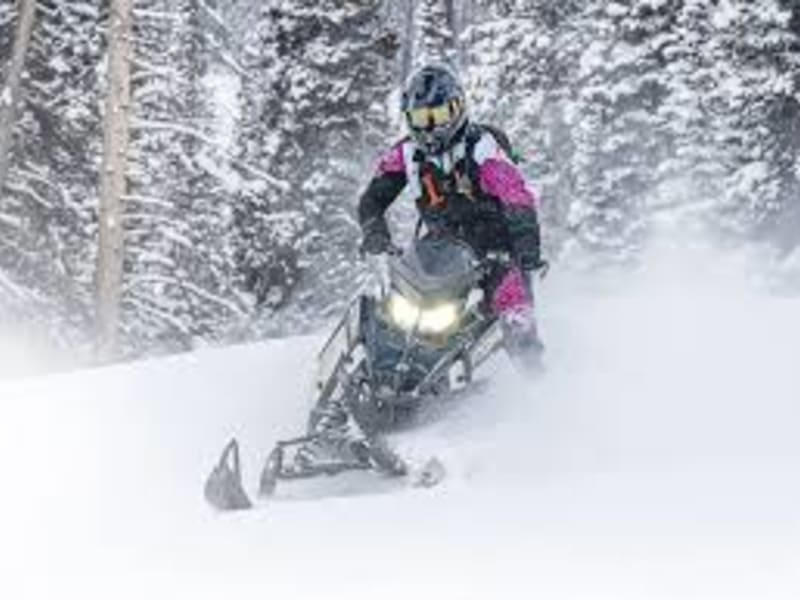 Polaris RMK 155 - 800 CC Snowmobile rental - image 1 of 1