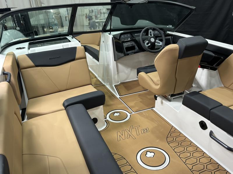 2025 Mastercraft  NXT 23 *LAKE POWELL LOCATION* Boat rental - image 2 of 4