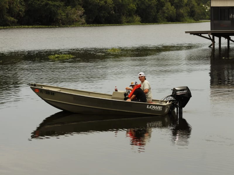 Lowe 14' Tiller - 20 HP Fishing Boat rental - image 1 of 1