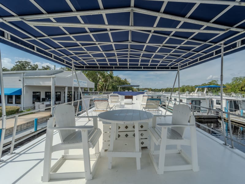 52' 6 Sleeper Feelin' Nauti (#2) Houseboat rental - image 18 of 19