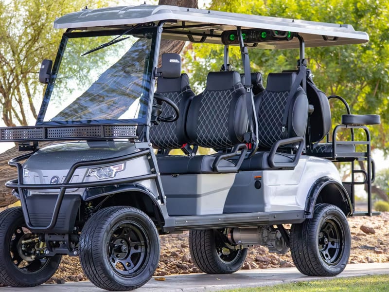 Icon 2026 EPIC 4+2 E60L- 6 Passenger - 5 kW Luxury Street Legal Rental rental - image 1 of 1