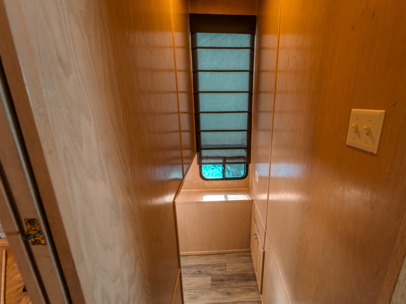 52' 6 Sleeper Feelin' Nauti (#2) Houseboat rental - image 13 of 19