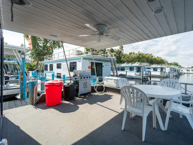 60' 10 Sleeper Silver Glen (#3) Houseboat rental - image 20 of 22