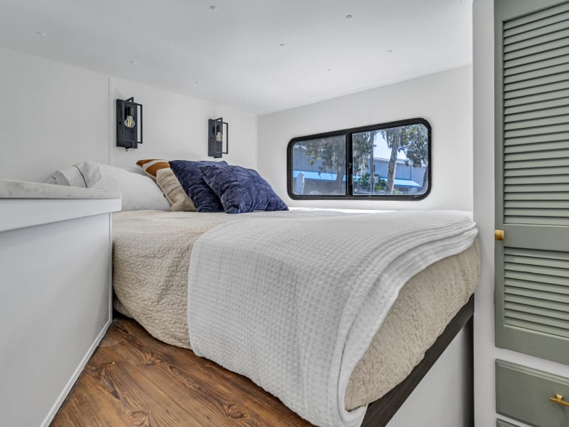 46' 6 Sleeper River Time (#1) Houseboat rental - image 8 of 15