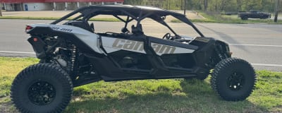 Can-Am Maverick RS - 1000 CC 2025