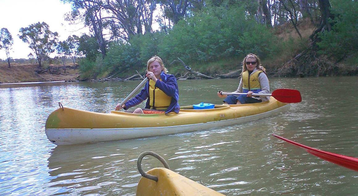 Canoe The Goulburn River - Half Day - For 2