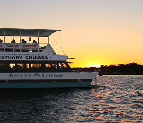 mandurah sunset and tapas cruise