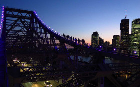 Brisbane Story Bridge twilight climb