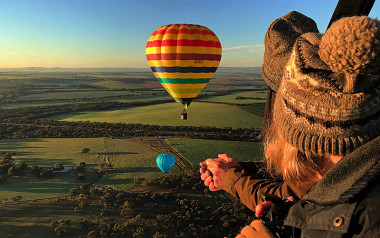 Hot air balloon over the Avon Valley