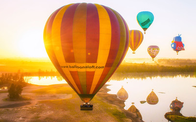 Hot air balloon over the Hunter Valley
