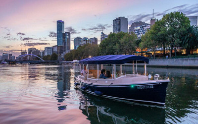 Private Yarra River dinner cruise