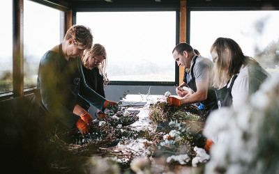 Flower wreath workshop