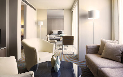 Canberra Hotel Realm Suite