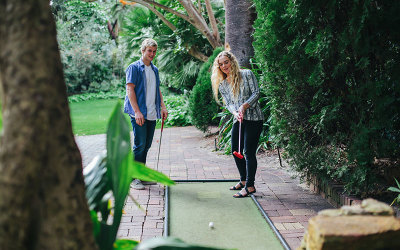 Outdoor mini golf Wanneroo Botanic Gardens