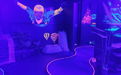 Queenstown indoor putt 'n' glow experience