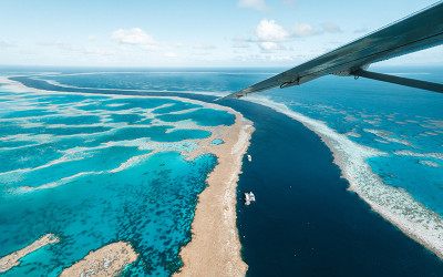 Great Barrier Reef and Whitsunday scenic flight