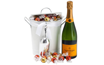 Veuve Clicquot champagne indulgence hamper