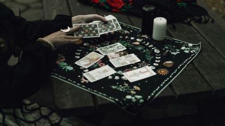 Az emlékező jós megismerés