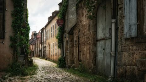 A múlt emlékeinek spirituális hatása