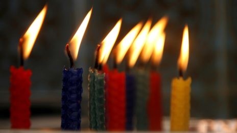 Barvy svíček pro rituály