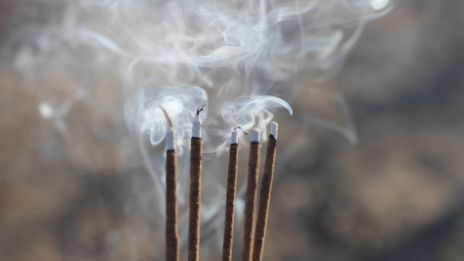 A füstölőpálcikák