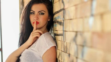 Sex i tvättstugan – när grannens man tog mig bakifrån