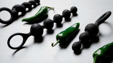 Povedz mi niečo pikantné