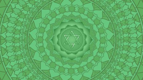 Hjärtchakrat. Kärlekens port mellan himmel och jord