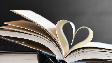 Život ženy je fascinující mozaikou mnoha různorodých rolí