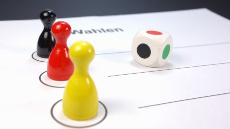 Holnap választanom kell, ideges vagyok tőle.