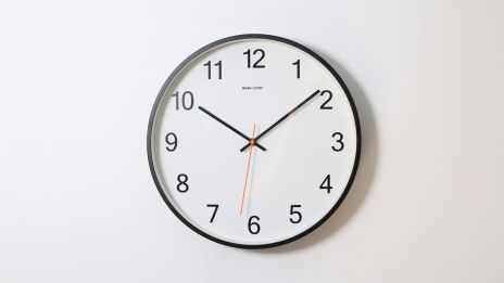 Mit üzennek az ismétlődő számok az életünkben