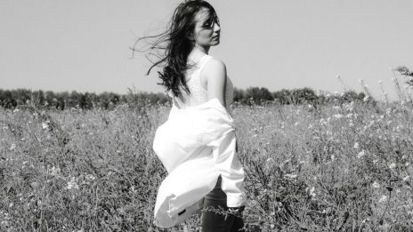 Boboteaza: En Rumänsk Festdag för Tro, Vatten och Kärlek