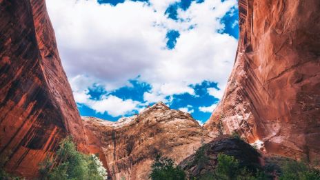 Hemlighetfulla Grottan med Jättarnas Ekon